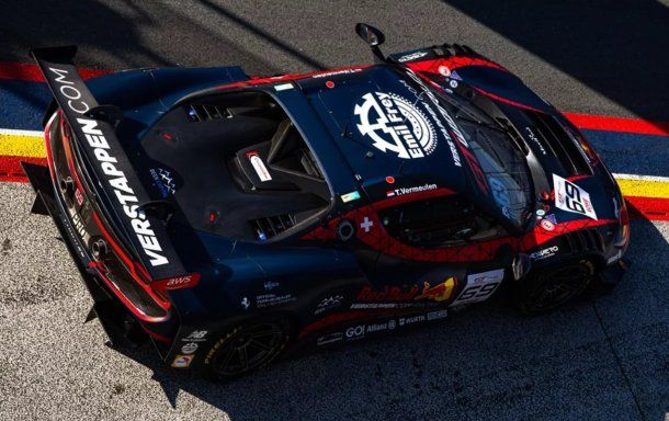 Aseguran que Max Verstappen probó un Ferrari en la NLS