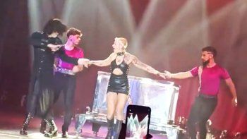 Furia sufrió un accidente en el escenario del Circo Rodas. Furia sufrió un accidente en el escenario del Circo Rodas.