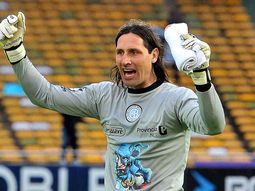 Olave, el arquero que se metió en la historia de Belgrano Olave, el arquero que se metió en la historia de Belgrano