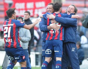 Racing sorprende: Piatti