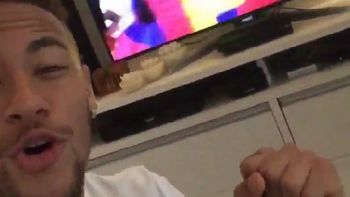 ¿como festejo neymar el triunfo del barcelona ante rayo vallecano? ¿como festejo neymar el triunfo del barcelona ante rayo vallecano?