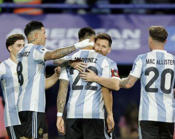 Scaloni dio a conocer la prelista de extranjeros convocados para la doble fecha FIFA: Pezzella