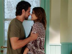 video los ricos no piden permiso: el cachetazo de araceli gonzalez a luciano castro video los ricos no piden permiso: el cachetazo de araceli gonzalez a luciano castro