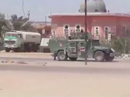 video: asi huia del isis el ejercito iraqui en ramadi video: asi huia del isis el ejercito iraqui en ramadi