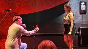 Una propuesta de casamiento que fue rechazada y se volvió viral. Una propuesta de casamiento que fue rechazada y se volvió viral.