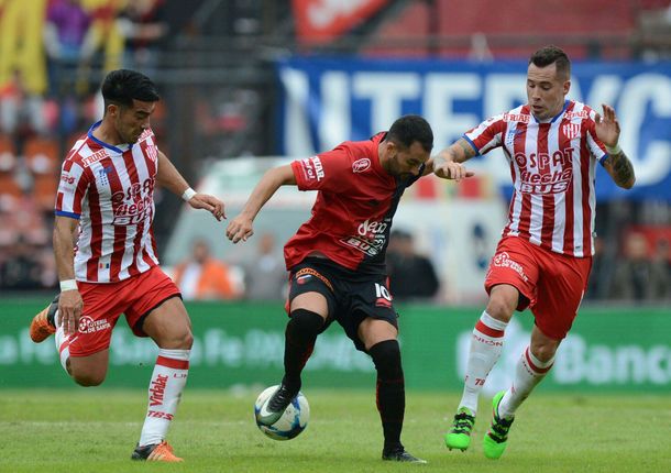 La Lepra y el Tatengue firmaron tablas