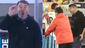 Fuerte cruce de Chacho Coudet con Rafael Santos Borré.&nbsp;