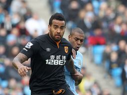 manchester city empato frente al debil hull y el chelsea se alejo en la cima manchester city empato frente al debil hull y el chelsea se alejo en la cima