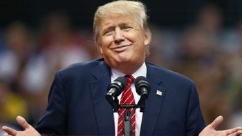 donald trump hizo una broma sobre su pene durante el debate donald trump hizo una broma sobre su pene durante el debate