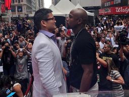 mayweather chicaneo al chino por el mundial y maidana reacciono: tiene miedo mayweather chicaneo al chino por el mundial y maidana reacciono: tiene miedo