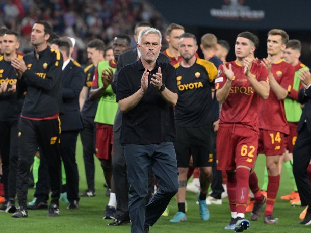 El delantero argentino que quiere Mourinho para acompañar a Dybala en Roma
