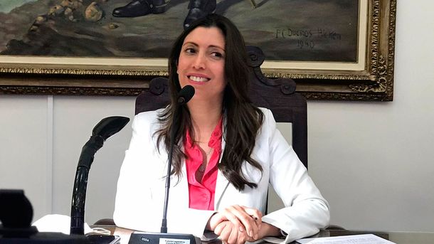 La vicegobernadora de La Rioja, Florencia López, se negó a ocupar la banca de Carlos Menem