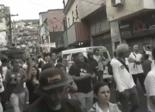 Marchan los familiares de las víctimas de la masacre en Río de Janeiro. Marchan los familiares de las víctimas de la masacre en Río de Janeiro.