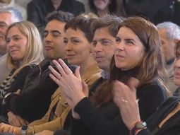 Axel Kicillof, presente en la sede del PJ para respaldar a Cristina Kirchner