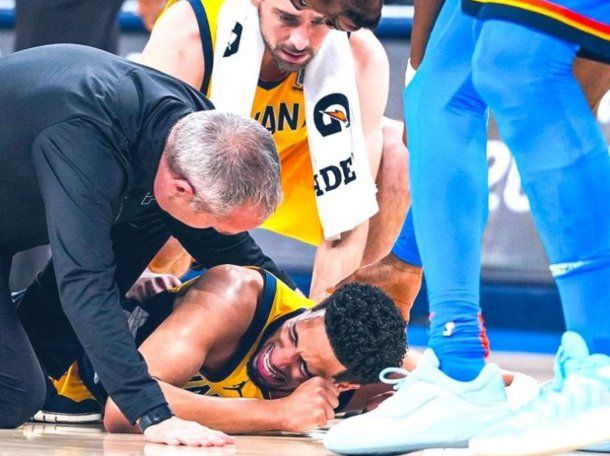 Impactante lesión de Tyrese Haliburton en la final de la NBA: se desplomó en pleno partido