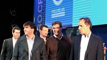 recorrida de capitanich a un desarrollo urbano recorrida de capitanich a un desarrollo urbano