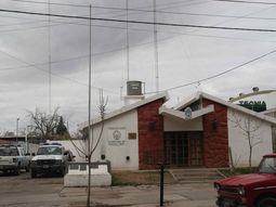 rescataron a una chica que estaba secuestrada desde el lunes: detuvieron a dos policias rescataron a una chica que estaba secuestrada desde el lunes: detuvieron a dos policias