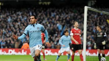 el show del city: goleo de la mano de tevez y volvio el kun el show del city: goleo de la mano de tevez y volvio el kun