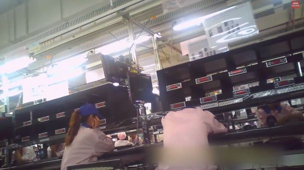 Mirá el video que revela al explotación de trabajadores en una fábrica de productos de Apple
