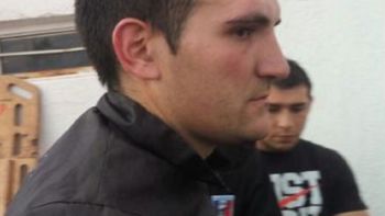 Así quedó el juez del encuentro (foto: Mundo D) Así quedó el juez del encuentro (foto: Mundo D)