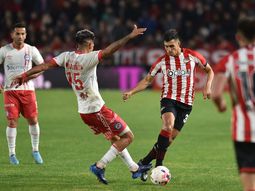 Argentinos Juniors recibe a Estudiantes de La Plata por la LPF. Argentinos Juniors recibe a Estudiantes de La Plata por la LPF.