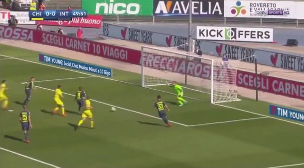 Con ayuda del VAR, Icardi volvió a convertir y le mete presión a Sampaoli