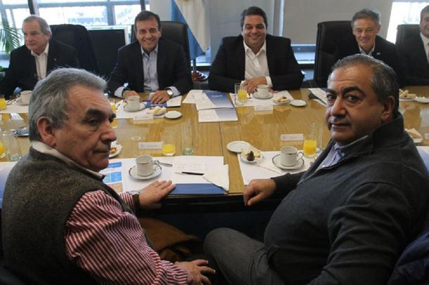 Este martes se define el nuevo Salario Mínimo