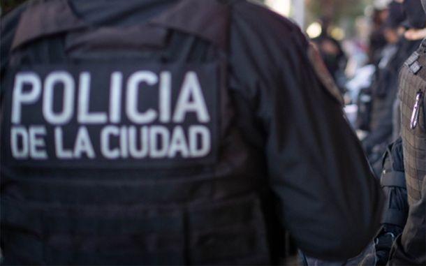 La Boca: un policía mató a un hombre que intentó sacarle su arma