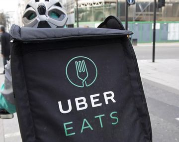 Uber retira de la Argentina y Colombia su servicio de delivery de comidas
