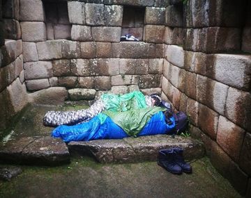Dos argentinos se quedaron a dormir en Machu Picchu y los expulsaron
