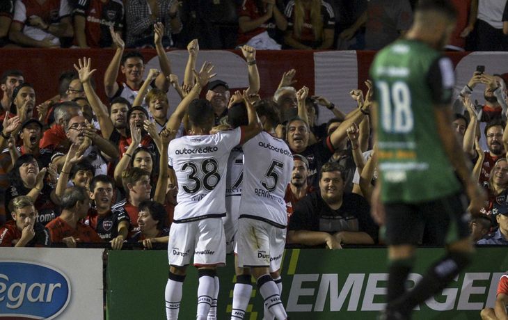 Con nuevo técnico, Newells volvió a ganar