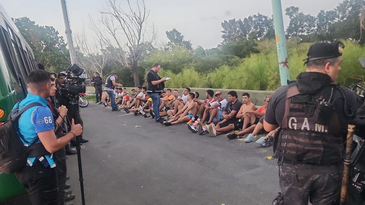 El Video De La Pelea Entre Barras De River Que Dejó Al Menos Treinta Detenidos 7272