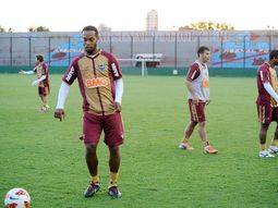 locura en sarandi por una practica de ronaldinho locura en sarandi por una practica de ronaldinho