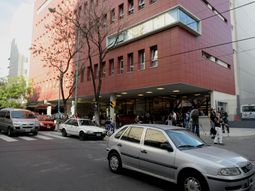 compraba ropa con tarjetas robadas y la vendia en la salada compraba ropa con tarjetas robadas y la vendia en la salada