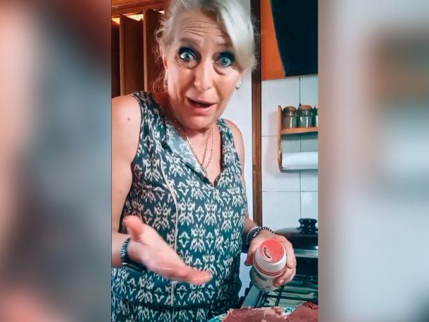 Estalla en las redes: quieren celebrar el fin de la pandemia con una orgía