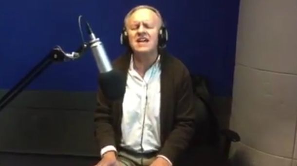 El mini recital de César Banana Pueyrredón en De caño vale doble