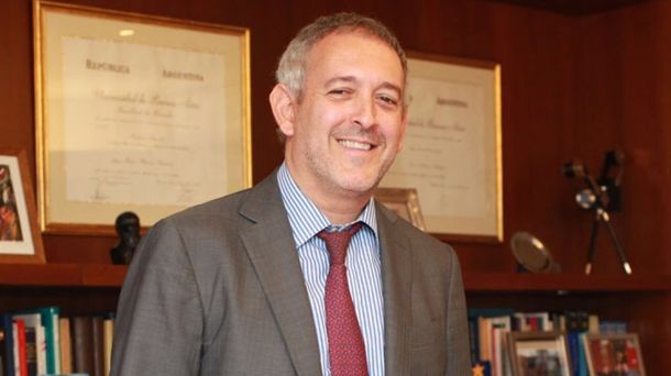 Renunció el vicerrector de la UBA acusado de ser un agente de la ex SIDE