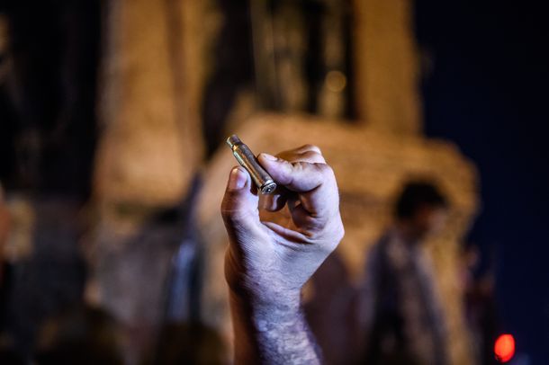 Así se perpetró el terror militar contra el pueblo turco en el puente de Estambul