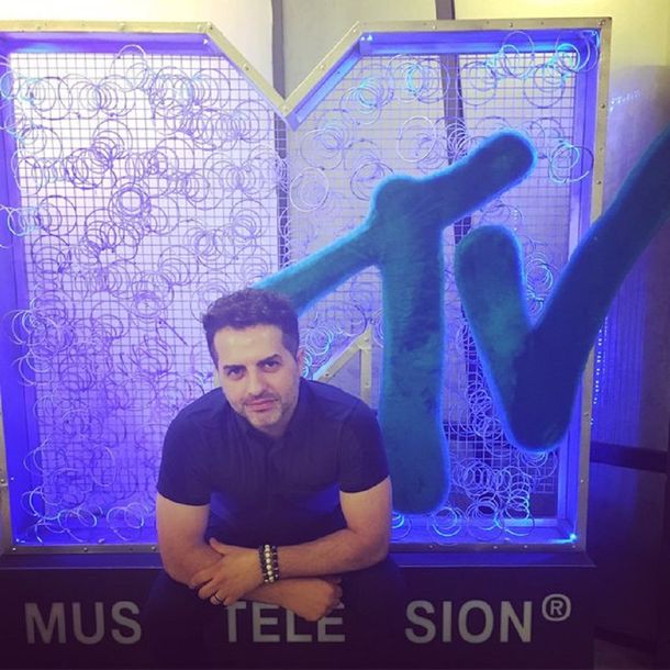 Polémico mensaje sobre el dengue desde MTVLA para promocionar de invitado a Ángel de Brito