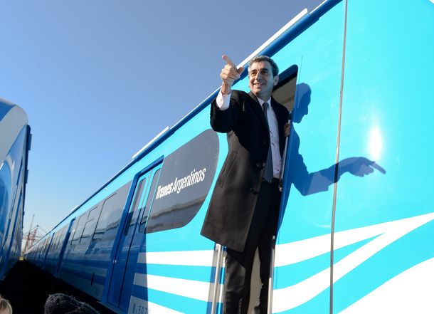 Randazzo contra La Fraternidad: Estos sindicalistas no me van a doblar el brazo