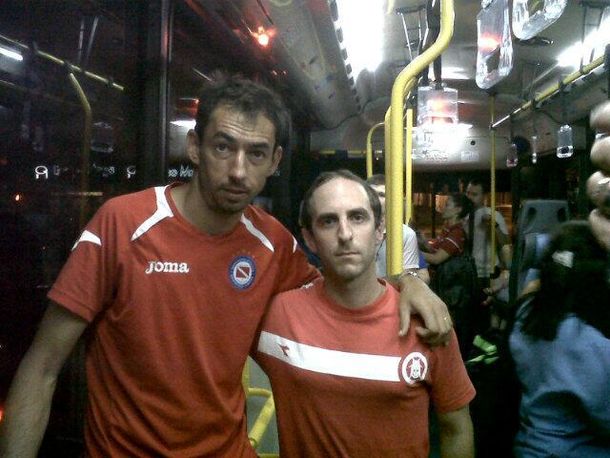 Insólito: futbolista le hizo un gol a Central y se fue en colectivo