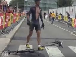 Santucci no aguantó la impotencia y explotó