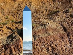 ¿Otra vez el misterio? Apareció un nuevo monolito en una isla de Inglaterra