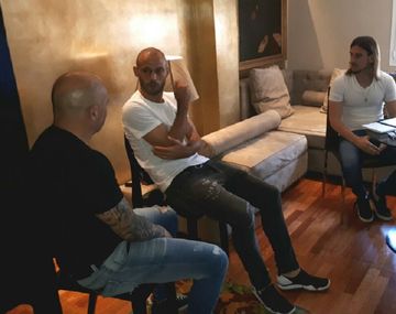 El rosarino escuchó atentamente a Sampaoli y Beccacece