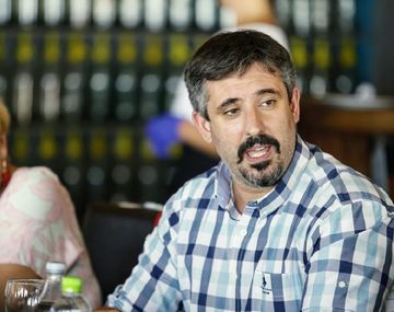 Facebook Sebastian Ianantuony