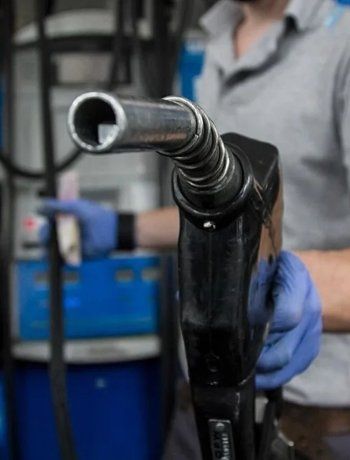 Postergaron hasta mayo la suba de los Impuestos a los Combustibles para que no impacte en la inflación