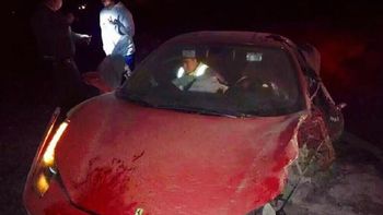 mira como quedo la ferrari de vidal tras el accidente mira como quedo la ferrari de vidal tras el accidente