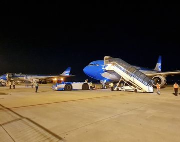 Viaja otro vuelo de Aerolíneas hacia Moscú en busca de más vacunas
