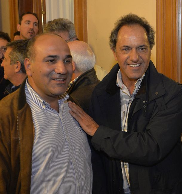 Scioli también le reclamó a Macri que reconozca la victoria de Manzur