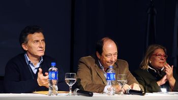 carrio volvio a insistir con una alianza con el pro carrio volvio a insistir con una alianza con el pro